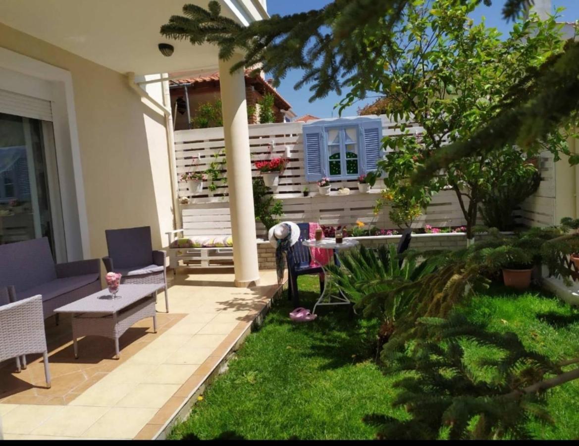 4Seasons Apartment Nea Iraklitsa Екстериор снимка